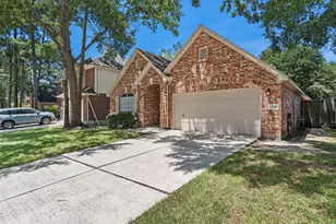 1719 Sandy Trail Ct, Houston, TX 77339 - Photo 3