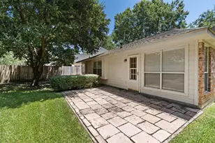 1719 Sandy Trail Ct, Houston, TX 77339 - Photo 27
