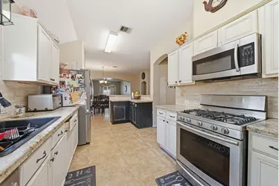 8915 Durham Manor Lane, Houston, TX 77075 - Photo 7