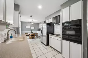 1931 Westlake Rd, Houston, TX 77062 - Photo 3