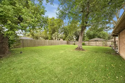 1931 Westlake Road, Houston, TX 77062 - Photo 27