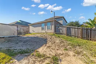 12474 Hackberry Dr, Willis, TX 77318 - Photo 9