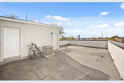 1704 W Tabor Street, Houston, TX 77009 - Photo 25