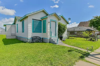 5220 Avenue K, Galveston, TX 77551 - Photo 1