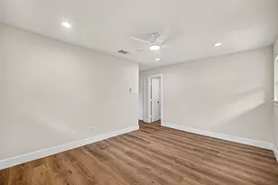 5427 Bliss St, Houston, TX 77017 - Photo 39