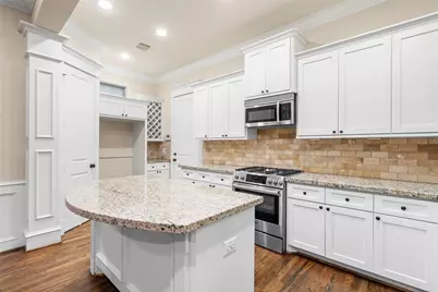 412 W 25th Street, Houston, TX 77008 - Photo 9