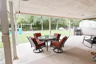 52 Fairway Dr, Normangee, TX 77871 - Photo 5