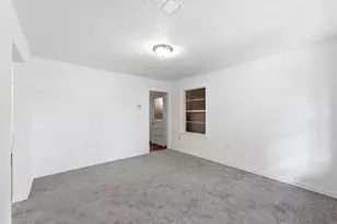 5326 Wenda St, Houston, TX 77033 - Photo 5