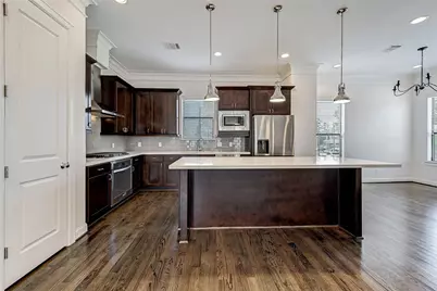 744 W 24th Street, Houston, TX 77008 - Photo 13