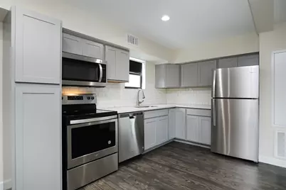 5504 La Branch Street #16, Houston, TX 77004 - Photo 3