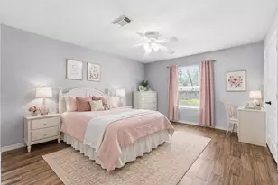 14 E Forest Ct, Conroe, TX 77384 - Photo 19