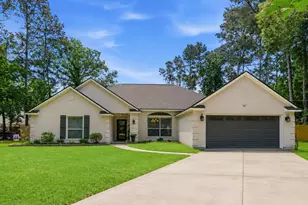 14 E Forest Ct, Conroe, TX 77384 - Photo 1