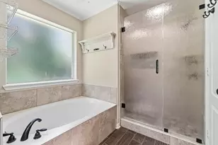 14 E Forest Ct, Conroe, TX 77384 - Photo 15