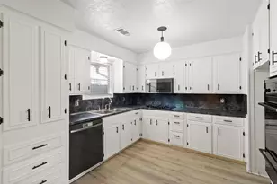 1502 Dabney Dr, Pasadena, TX 77502 - Photo 11