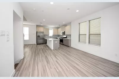 18716 Centro Main Street #B, Shenandoah, TX 77385 - Photo 13
