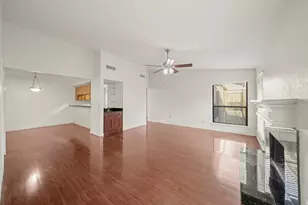 8100 Cambridge St, Houston, TX 77054 - Photo 9