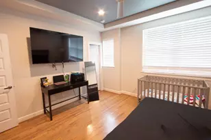 2779 Clinton Dr, Houston, TX 77020 - Photo 9