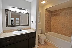 2074 Shadow Rock Dr, Houston, TX 77339 - Photo 17