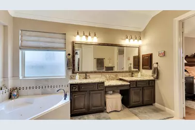 2126 Graystone Hills Drive, Conroe, TX 77304 - Photo 21