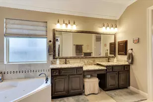 2126 Graystone Hills Dr, Conroe, TX 77304 - Photo 21