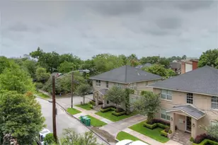 622 Bomar St, Houston, TX 77006 - Photo 13