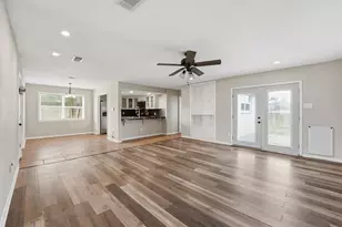 12675 Lake Conroe Hills Dr, Willis, TX 77318 - Photo 7