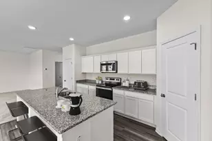 3126 Diamond Vw Ln, Angleton, TX 77515 - Photo 3