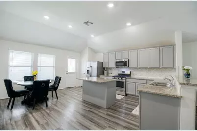 9815 Willow Crown Lane, Richmond, TX 77406 - Photo 3