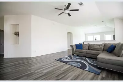 9815 Willow Crown Lane, Richmond, TX 77406 - Photo 5