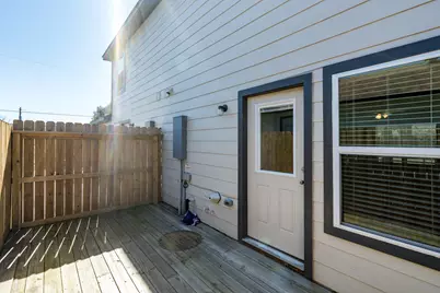 207 N Poplar Street #B, Tomball, TX 77375 - Photo 17