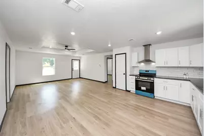2896 Road 5018, Cleveland, TX 77327 - Photo 17