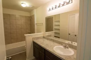 504 Meadow Park Ln, Willis, TX 77378 - Photo 9