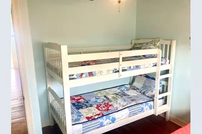 834 Eastview, Crystal Beach, TX 77650 - Photo 15