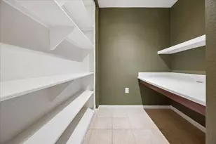 7575 Kirby Dr, Houston, TX 77030 - Photo 15