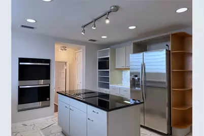 2813 Saint Street, Houston, TX 77027 - Photo 9