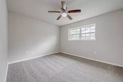 5622 Valkeith Drive, Houston, TX 77096 - Photo 25