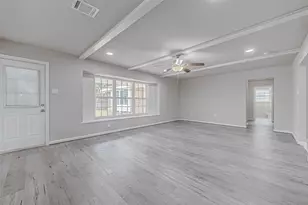 5622 Valkeith Dr, Houston, TX 77096 - Photo 31