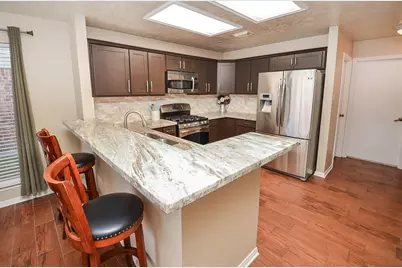 15911 Surrey Woods Drive, Friendswood, TX 77546 - Photo 17