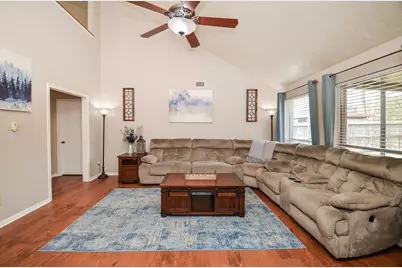15911 Surrey Woods Drive, Friendswood, TX 77546 - Photo 9