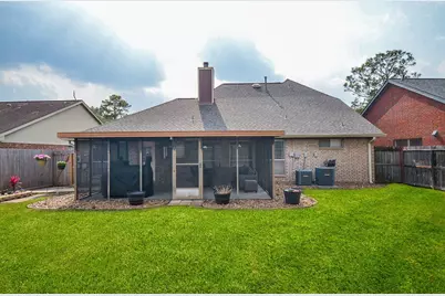 15911 Surrey Woods Drive, Friendswood, TX 77546 - Photo 37