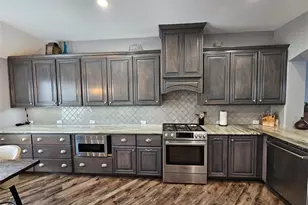 8215 Montego Bay Dr, Baytown, TX 77523 - Photo 13