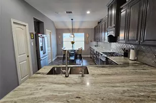 8215 Montego Bay Dr, Baytown, TX 77523 - Photo 9