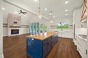 32019 Bayou Bnd, Richwood, TX 77531 - Photo 15