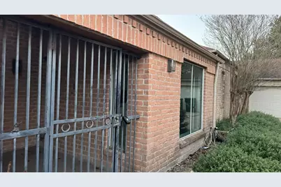 2162 Paso Rello Drive, Houston, TX 77077 - Photo 3