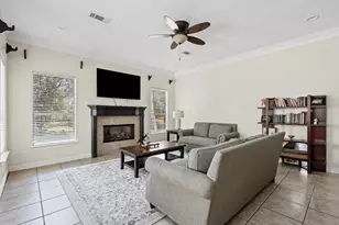 9226 Stratford Pl, Tomball, TX 77375 - Photo 11