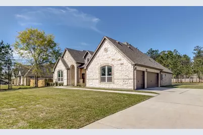 9741 Hardin Street, Conroe, TX 77303 - Photo 5