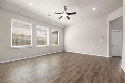 8419 Hunterwyck Lane, Baytown, TX 77521 - Photo 3