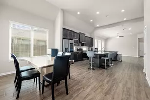 8419 Hunterwyck Ln, Baytown, TX 77521 - Photo 9