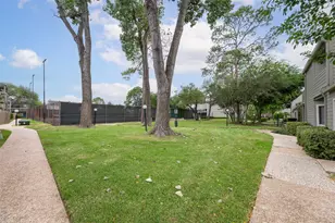 2379 Briarwest Blvd, Houston, TX 77077 - Photo 23