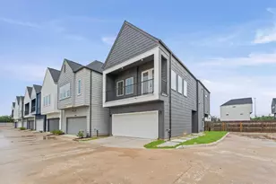 3002 Jensen Spgs Ln, Houston, TX 77026 - Photo 1